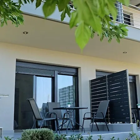 Ff Apartments Никити Экстерьер фото