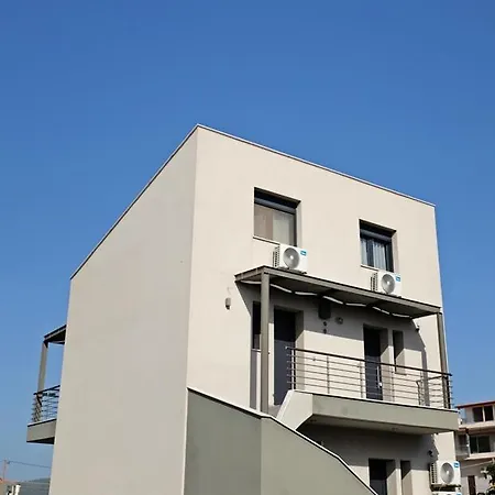 Ff Apartments Никити Экстерьер фото